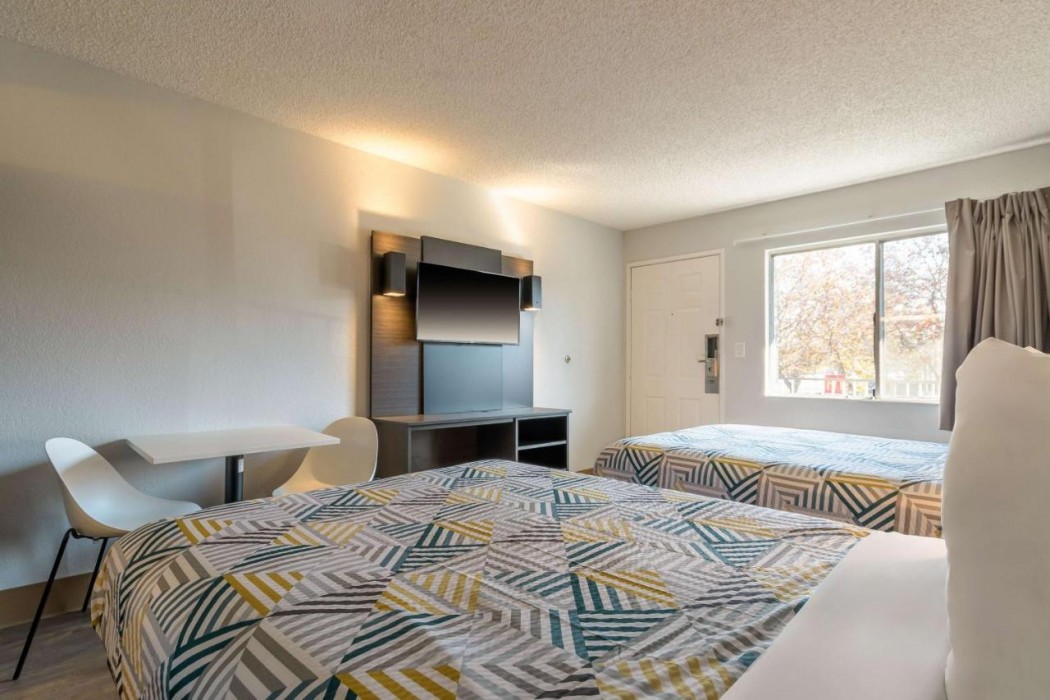 Studio6 Hayward, CA – Silicon Valley Gateway 10/33