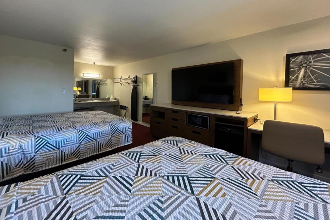 Studio6 Suites Santa Ana, CA 19/35