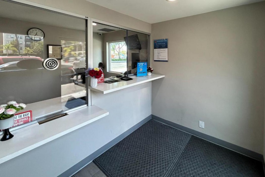 Studio6 Suites Santa Ana, CA — foto 5