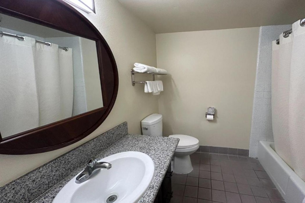 Studio6 Suites Santa Ana, CA 21/35