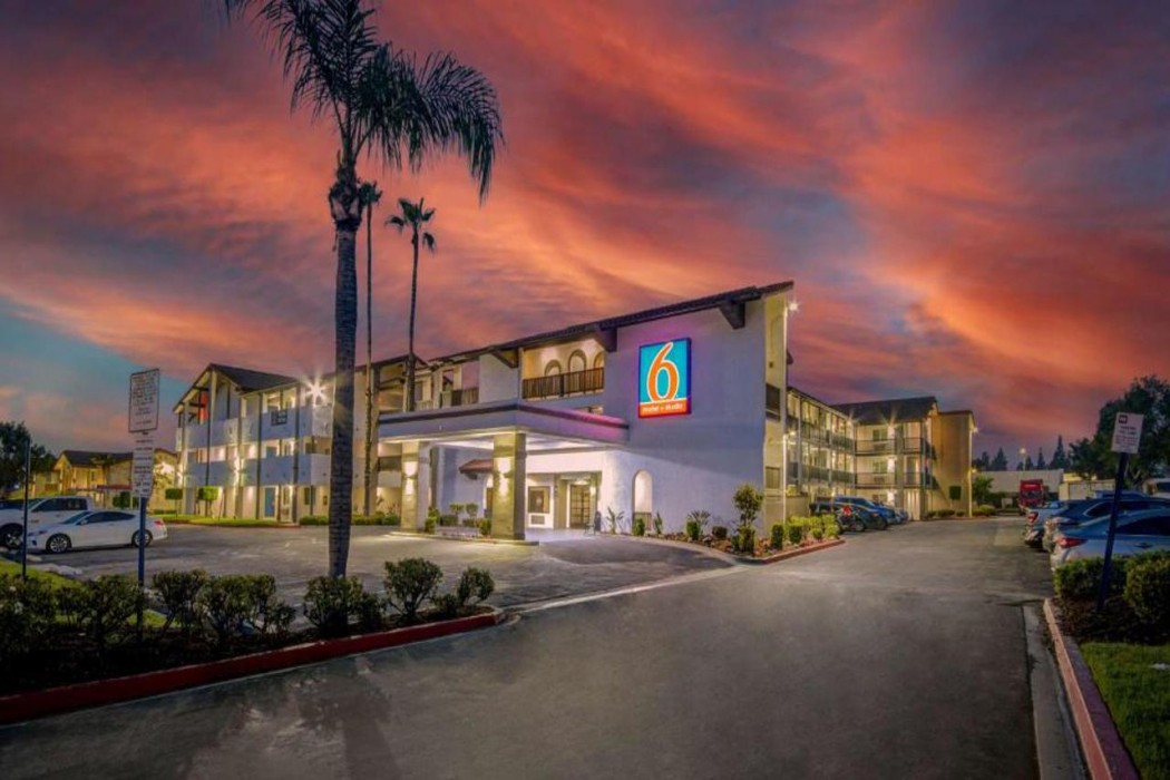 Studio6 Ontario, CA - Convention Center Airport image