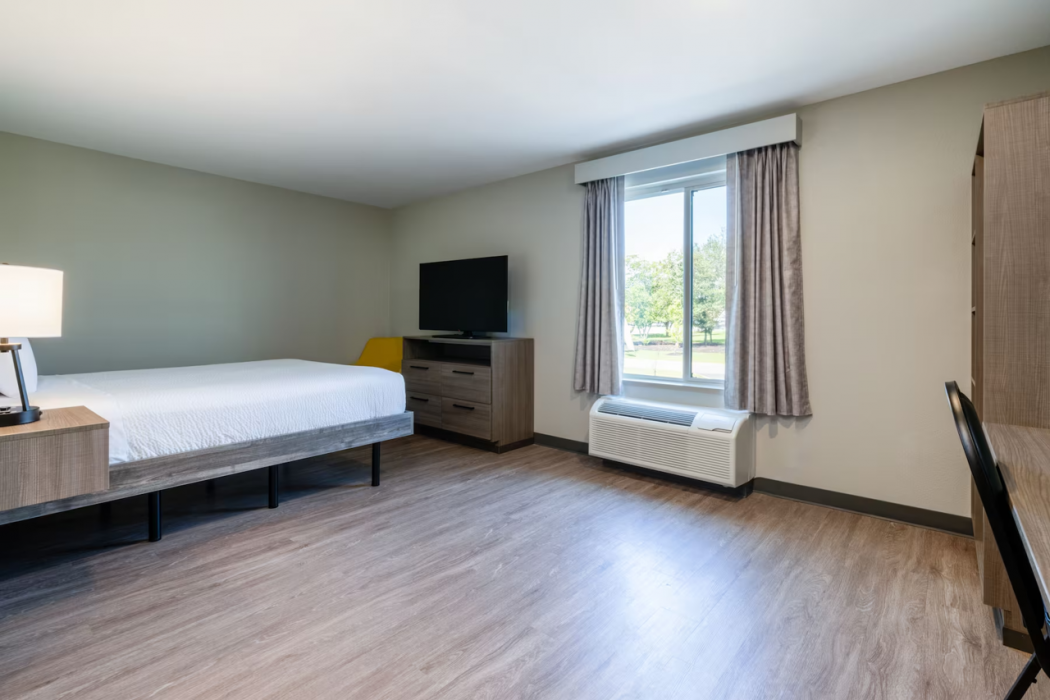 ECHO Suites Extended Stay by Wyndham Johnson City Medical CR 21/69