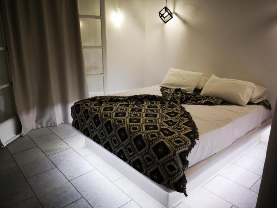 Birbas Hotel 85/128