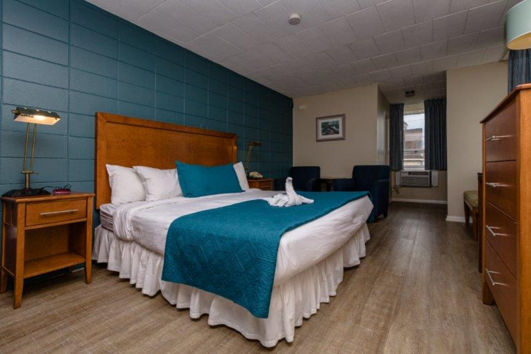 Charlroy Motel 10/56