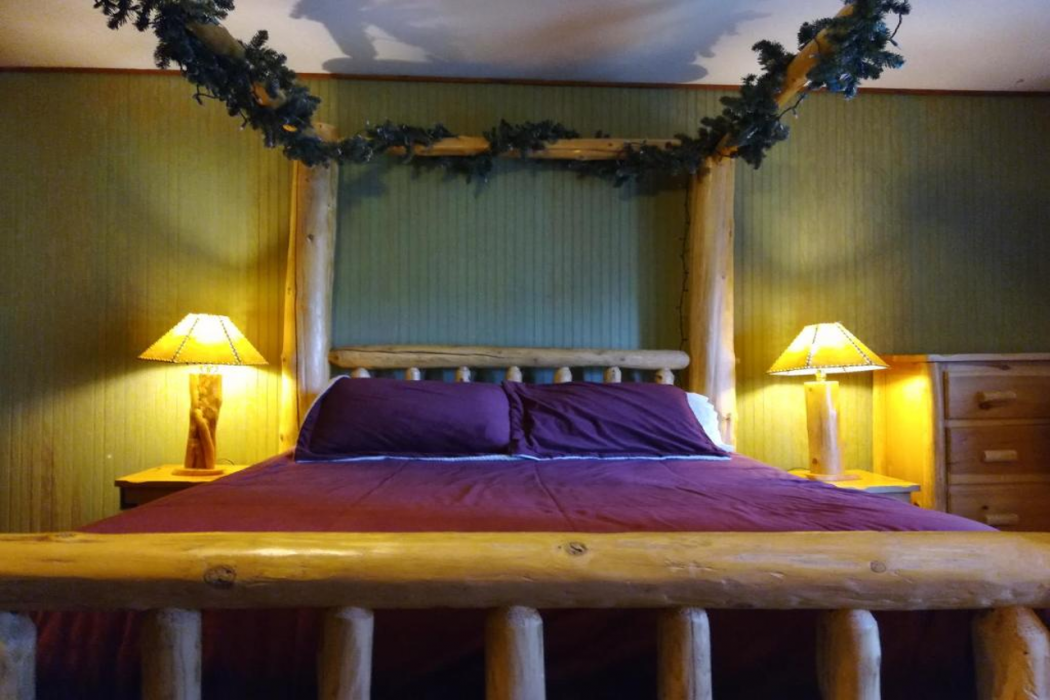 The Woods Inn 12/61