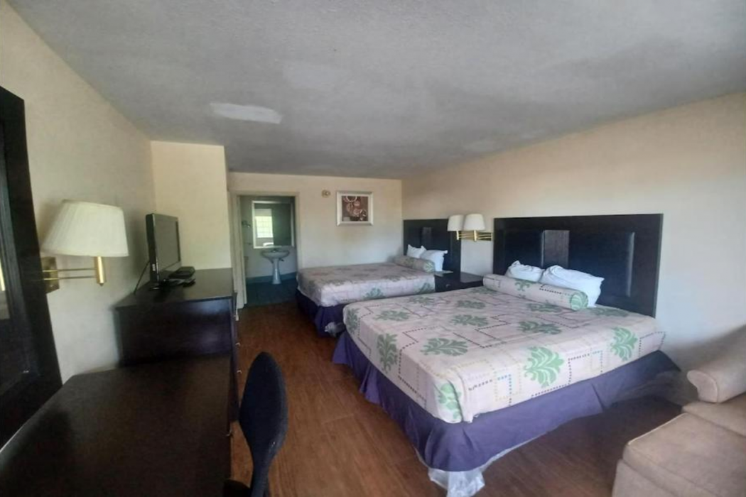 Executive Inn Port Lavaca by OYO 8/40