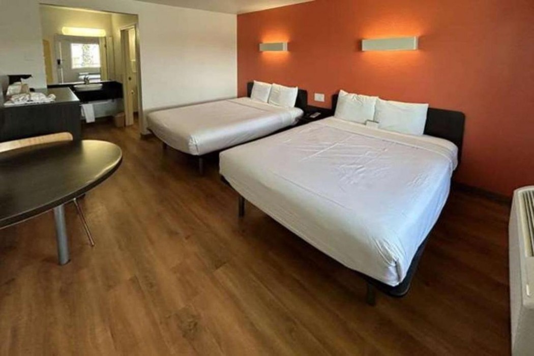Studio6 Suites - Riverside, CA - South 9/10