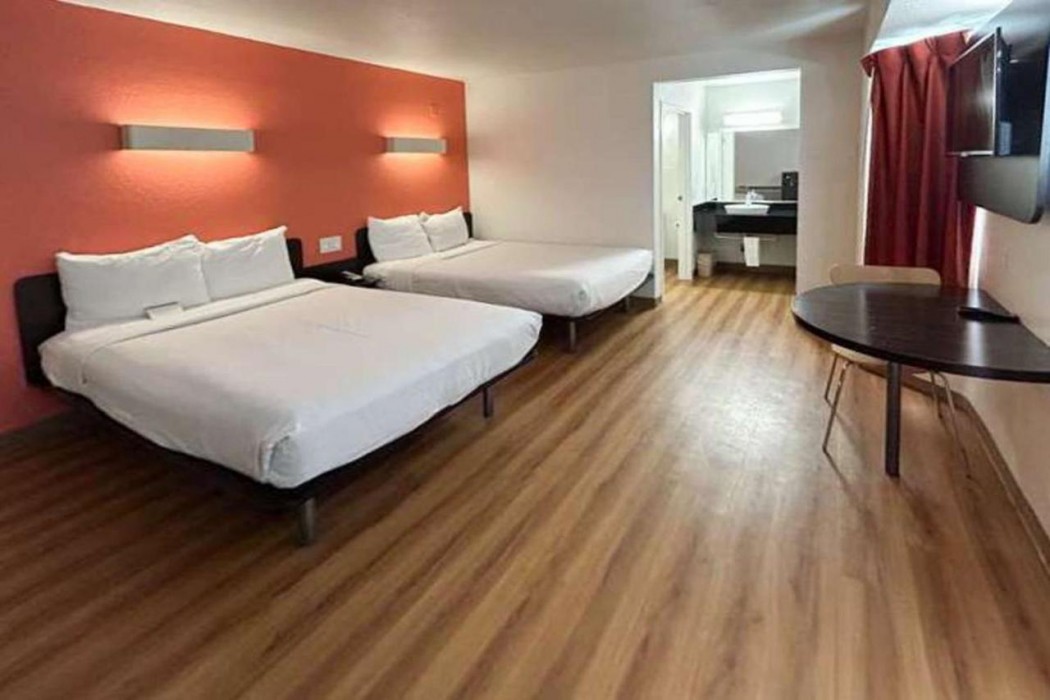 Room at Studio6 Suites - Riverside, CA - South, RIVERSIDE - CA
