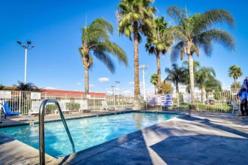 Studio6 Suites - Riverside, CA - South 10/10