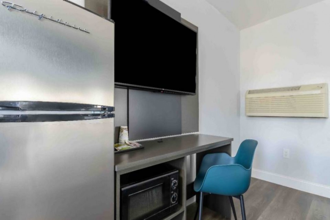 Studio6 Suites Madera, CA - Yosemite 14/51