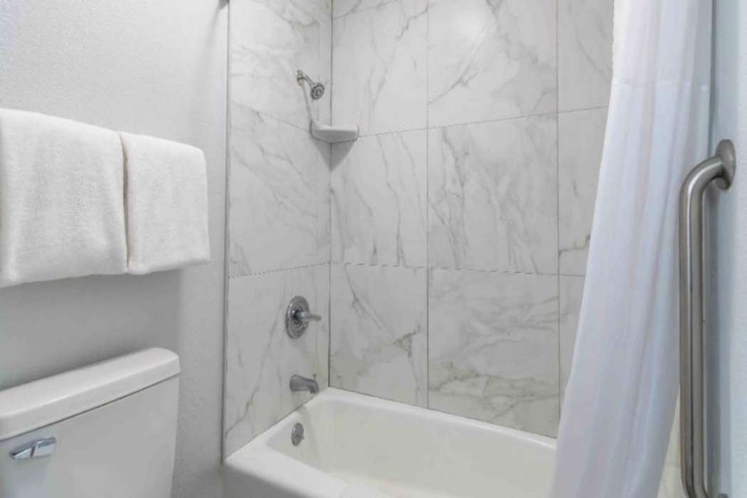Studio6 Suites Madera, CA - Yosemite 6/51