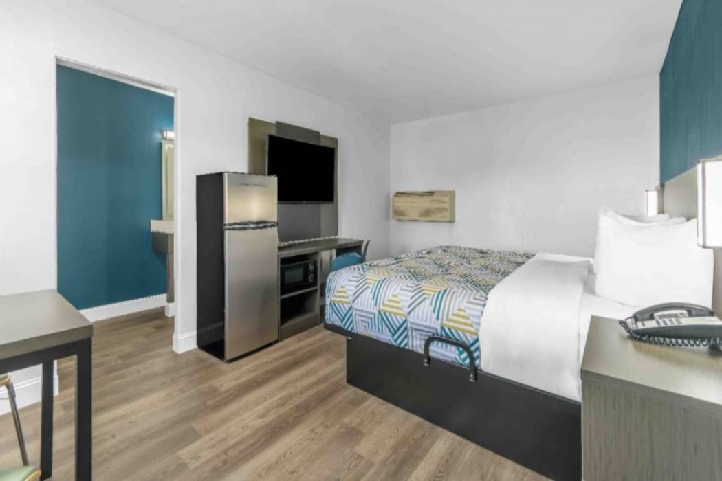 Studio6 Suites Madera, CA - Yosemite 18/51