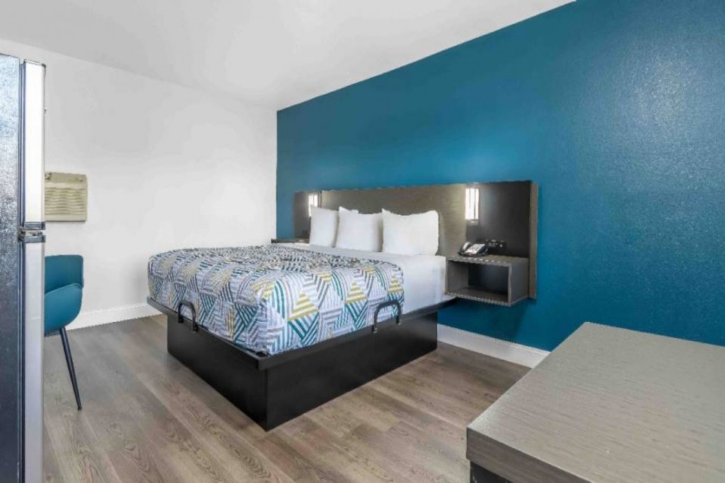 Studio6 Suites Madera, CA - Yosemite 21/51