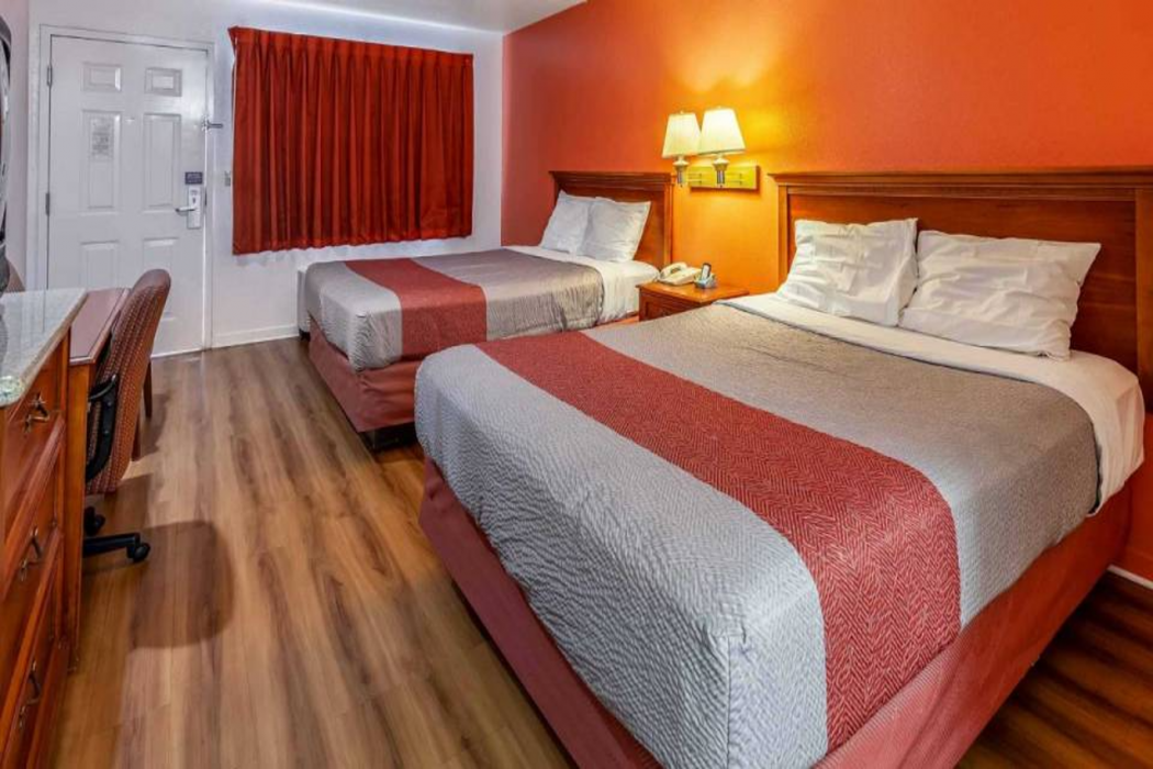 Motel6 Stockton, CA - East 7/29