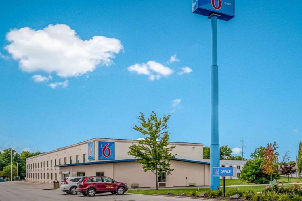 Studio6 Peoria, IL