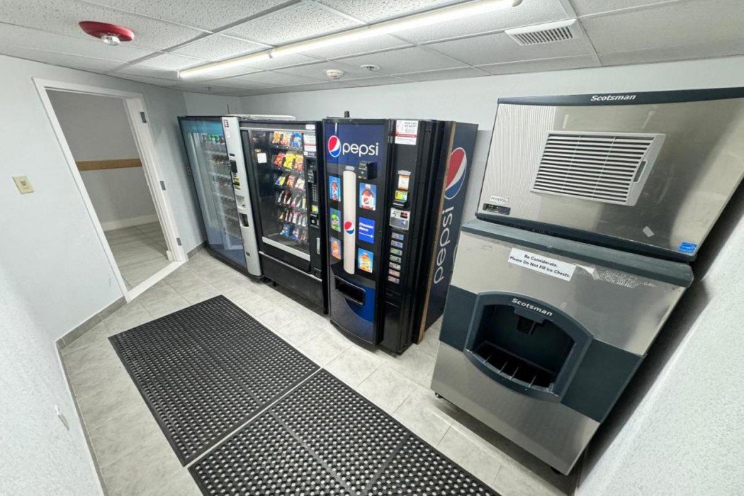Studio6 Suites East Syracuse, NY - Airport 26/43