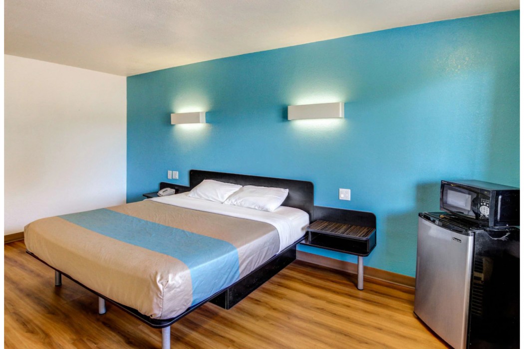 Motel6 Waco, TX - Lacy Lakeview 25/49