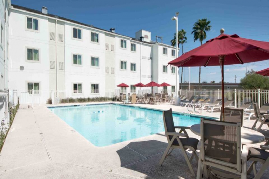 Motel6 Brownsville, TX 42/70