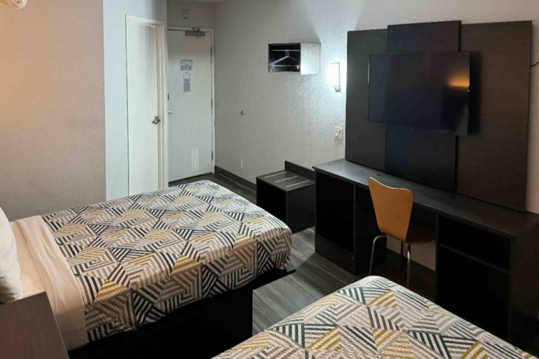 Motel6 Brownsville, TX 19/70