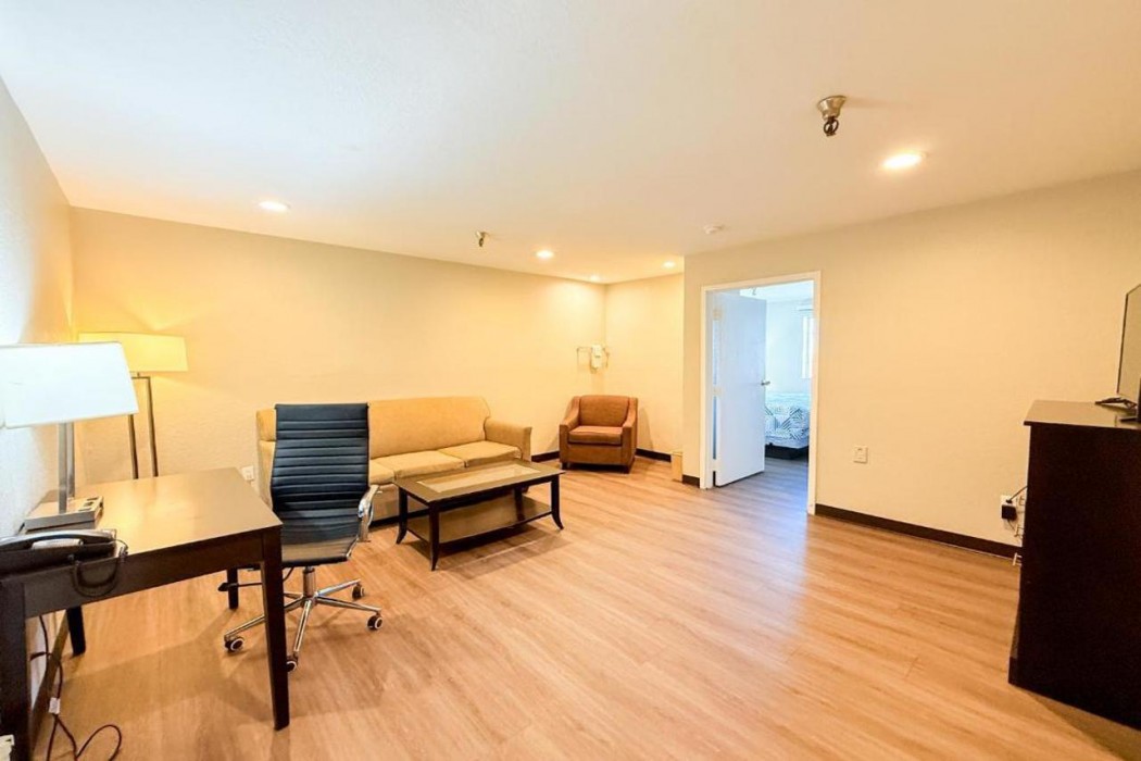 Studio6 Suites Tucson, AZ – Airport / Kino Sports Complex 7/10
