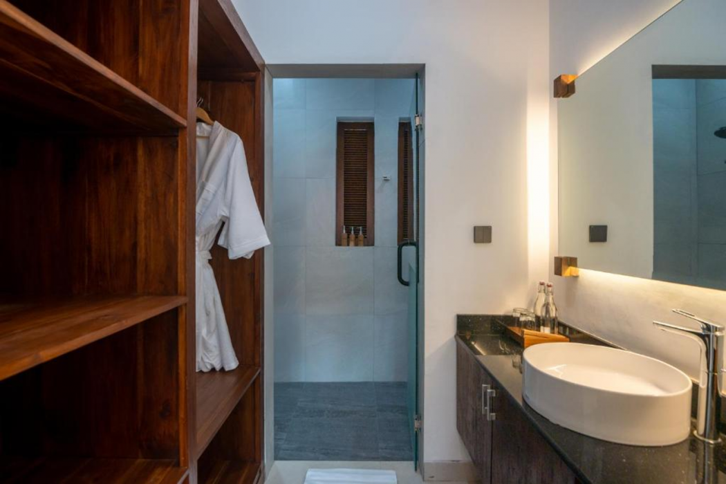 Griya Shanti Suites 18/37