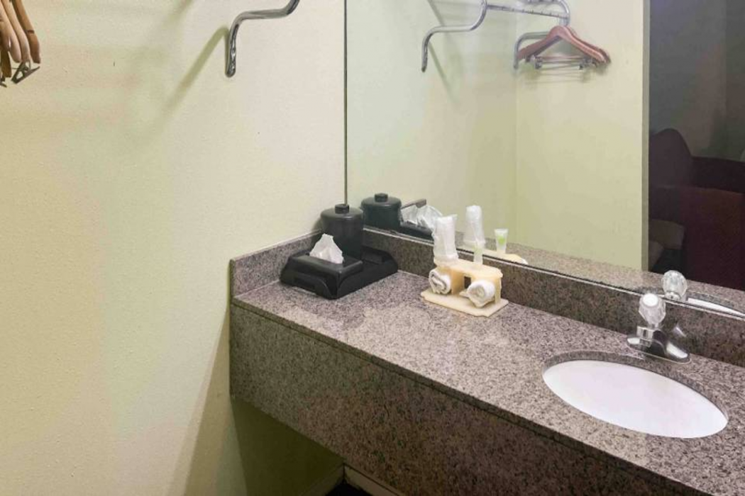 Motel6 Tulia, TX 12/34