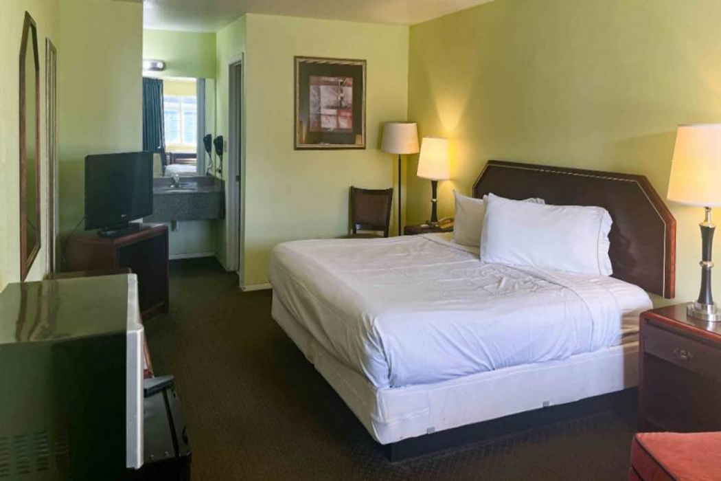 Motel6 Tulia, TX 11/34