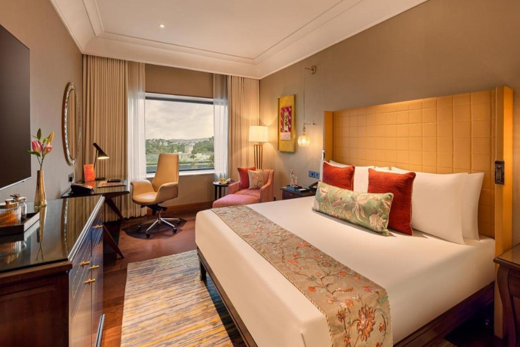 The Leela Hyderabad 12/44