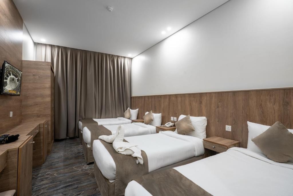 Qortuba 2 Hotel Al Azizia 6/20