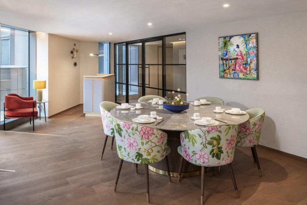 Dorsett Canary Wharf 24/45