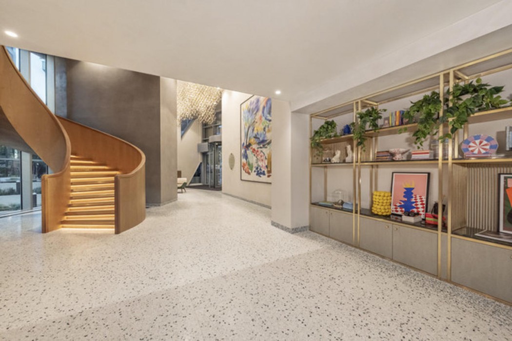 Dorsett Canary Wharf 6/45