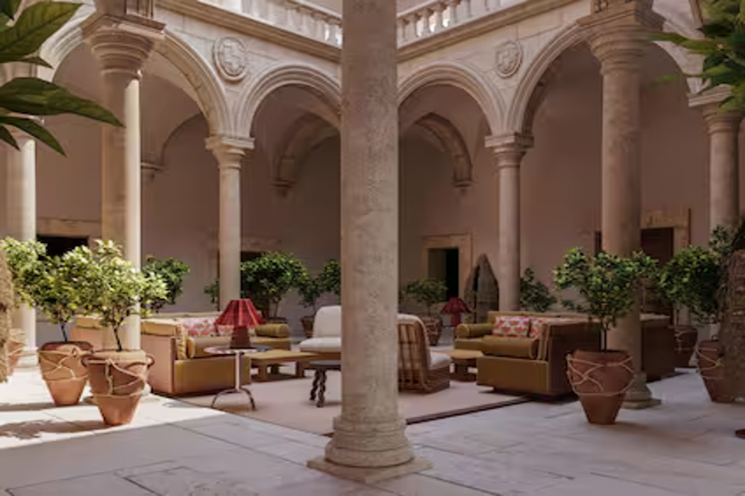 Palacio de Godoy Caceres, Curio Collection by Hilton 8/41