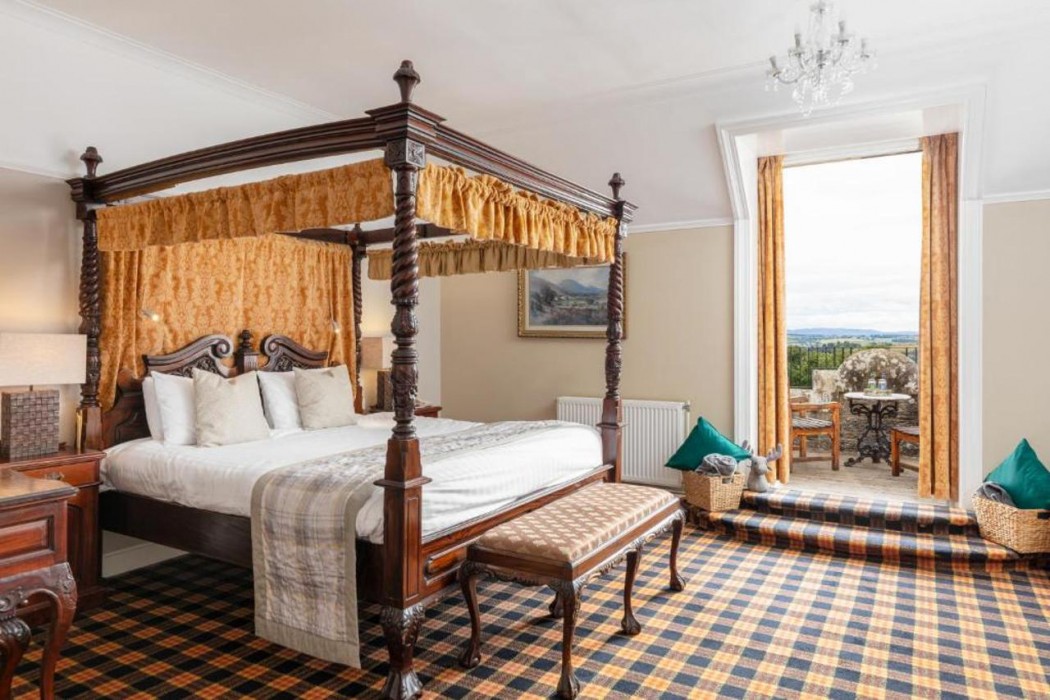 Tulloch Castle Hotel 14/67