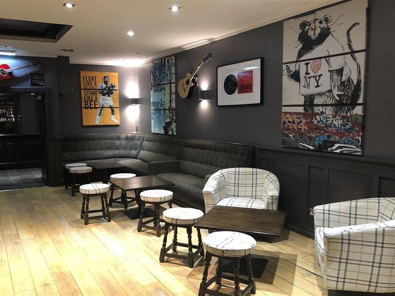 Lovat Hotel 29/42
