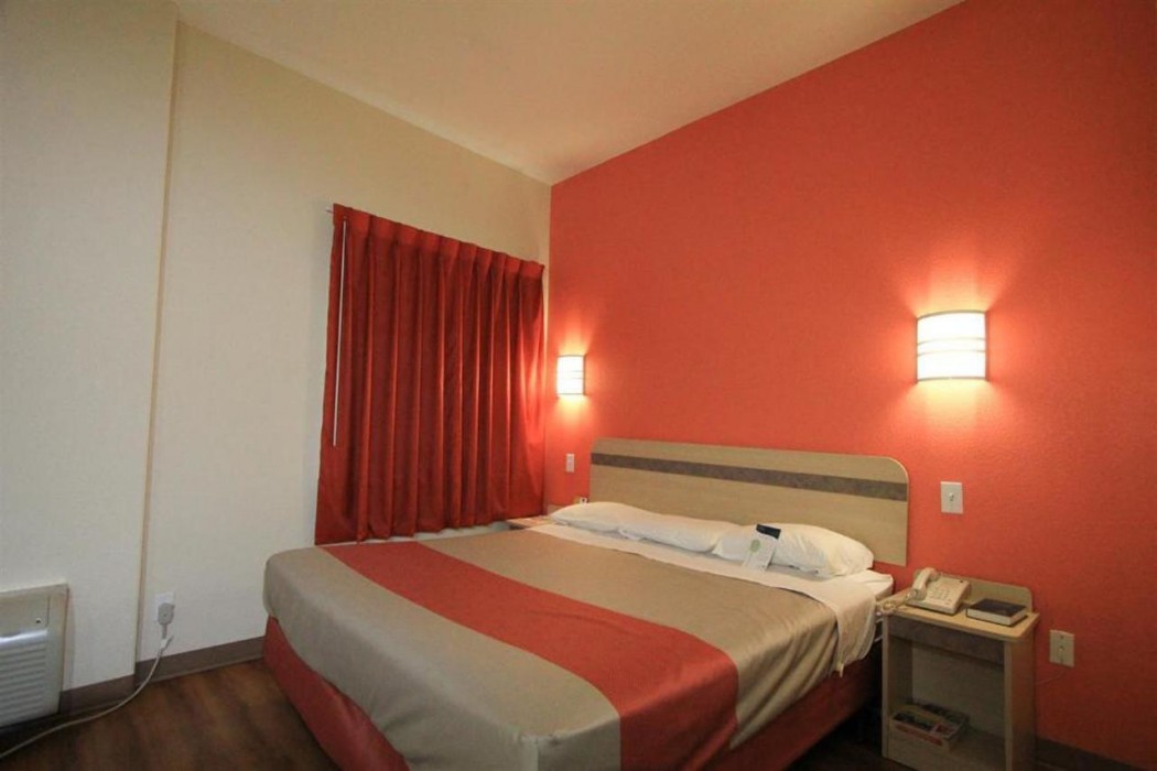 Motel6 San Antonio Tx Airport 14/60