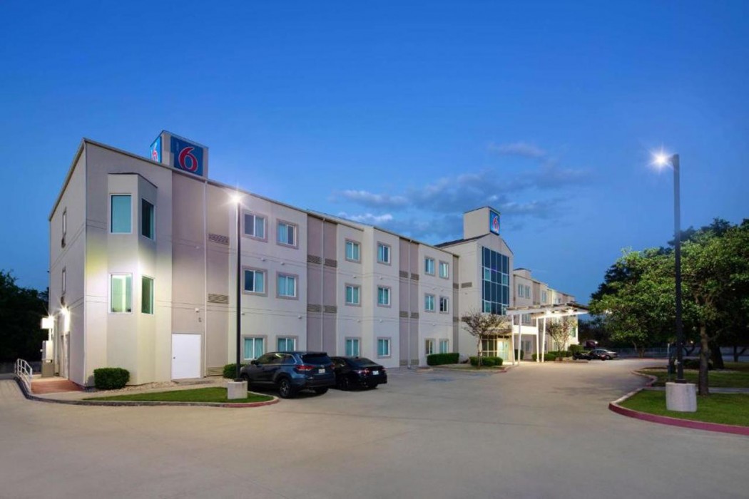 Motel6 San Antonio Tx Airport in SAN ANTONIO - TX