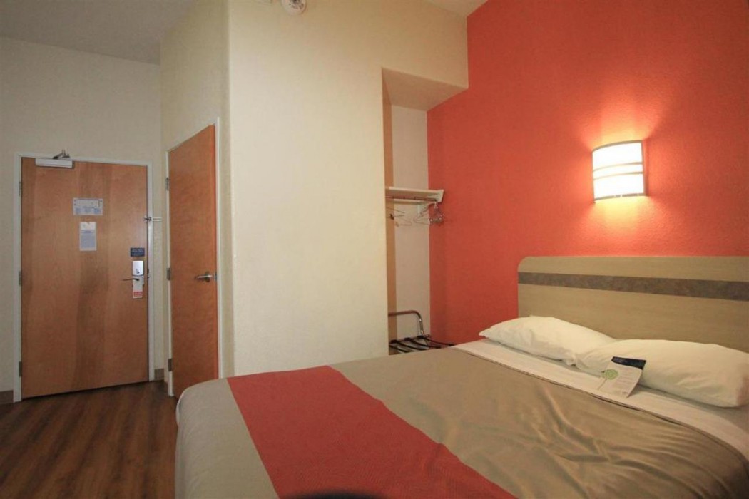 Motel6 San Antonio Tx Airport 16/60