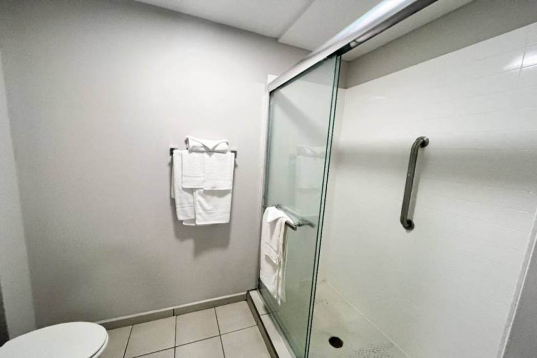 Motel6 Williamstown, NJ - Black Horse Pike 10/24
