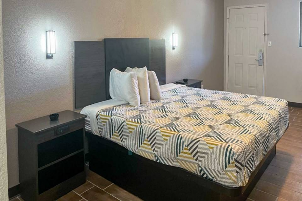 Studio6 Suites Hurricane, WV 18/41