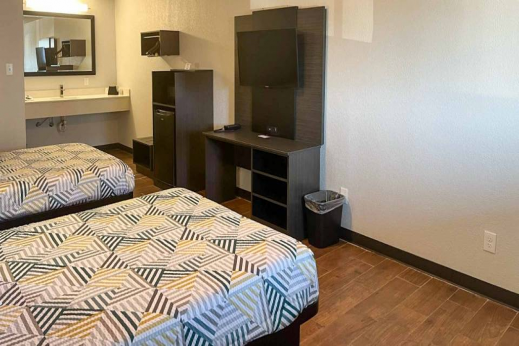 Studio6 Suites Hurricane, WV 7/41