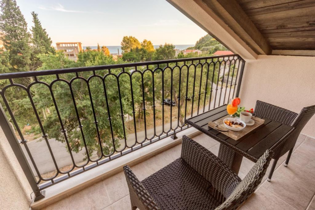 Luxury apartments Queen 12/47