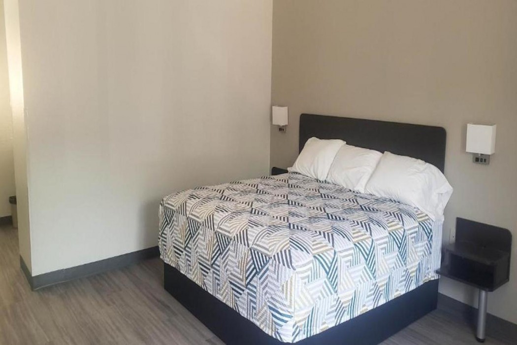 Motel6 Mobile, AL – Airport Blvd 10/26