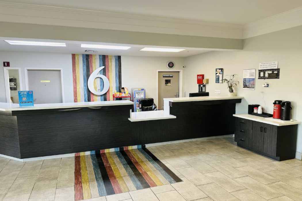 Motel6 Mobile, AL – Airport Blvd 7/26