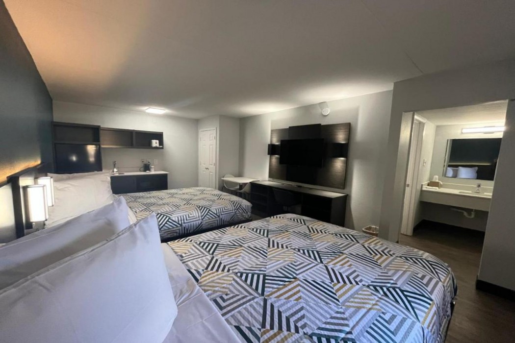 Studio 6 Extended Stay - Huntsville, AL University Drive 8/10