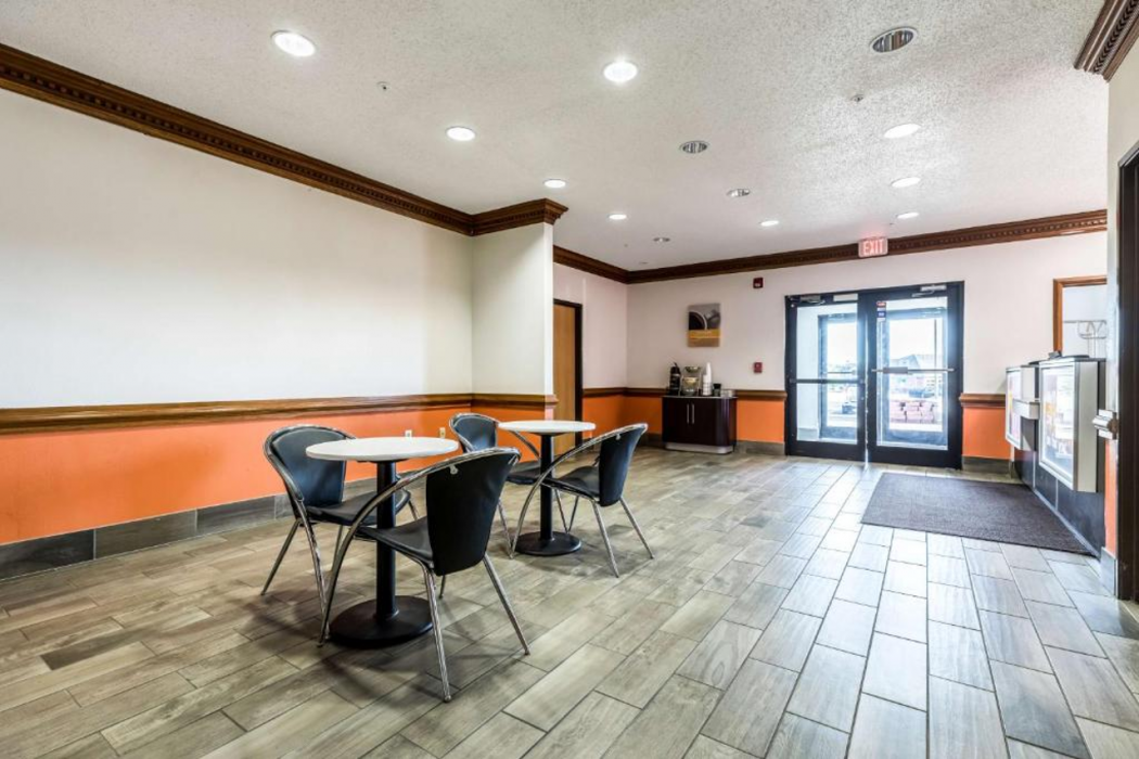 Studio6 Indianapolis, IN – Southport 6/30