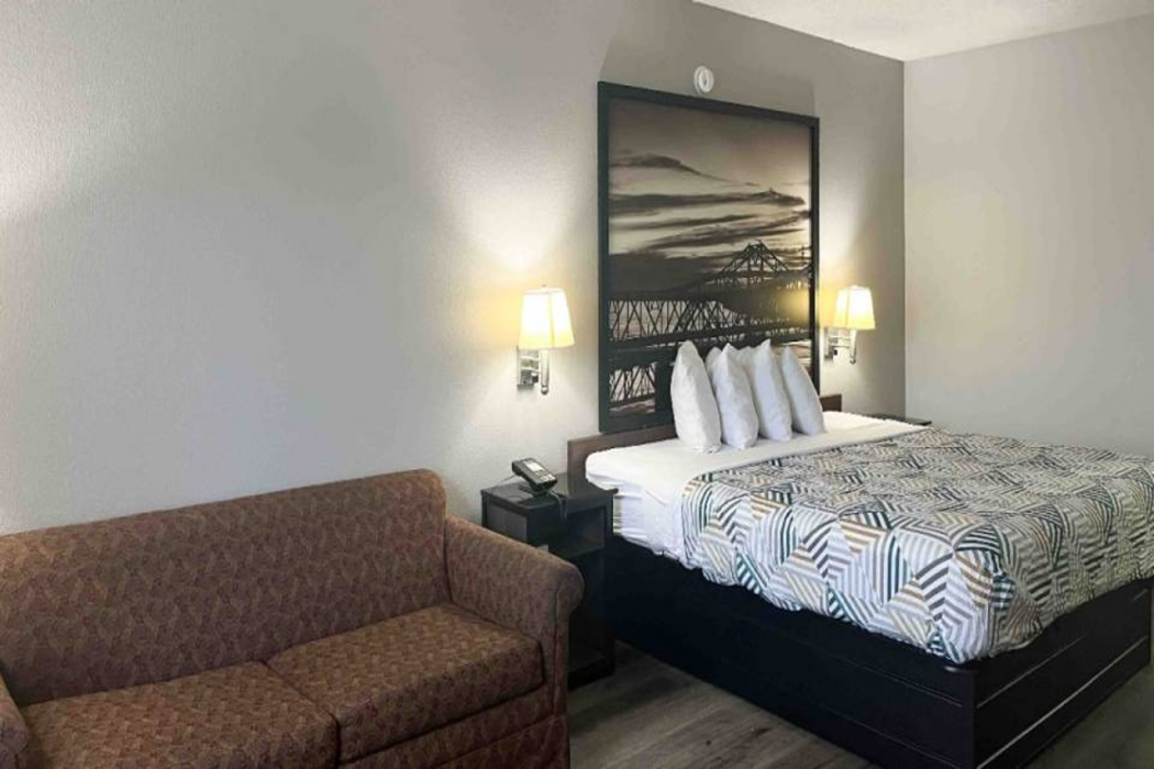 Motel6 Canton, MS 9/13