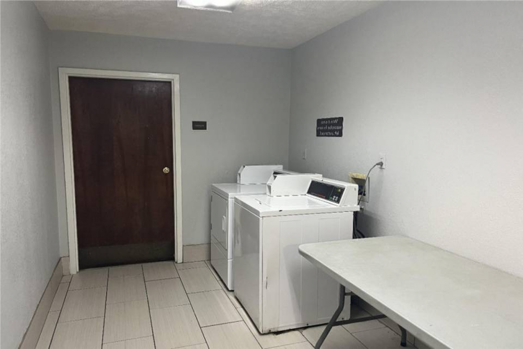 Motel6 Canton, MS 13/13