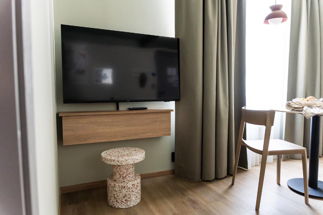Altona Studio، Vander Altona 15/48