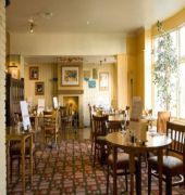 Red Lion Hotel 16/27