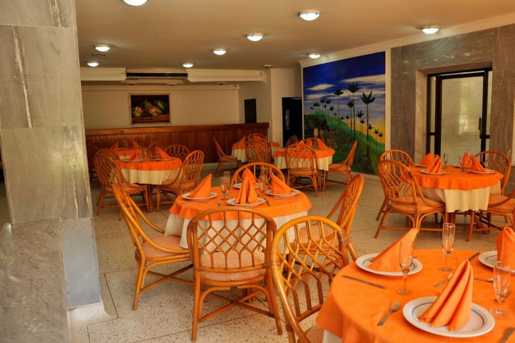 Hotel Axis Inn By GEH Suites 23/30